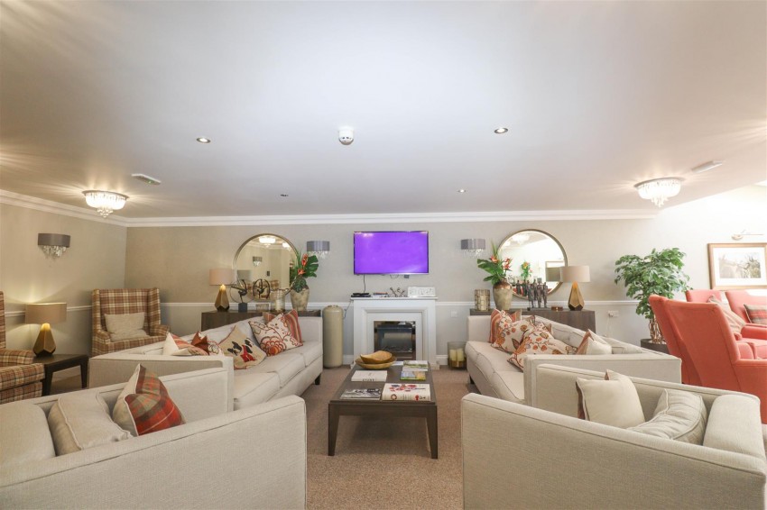 Images for Victoria Road, Farnborough