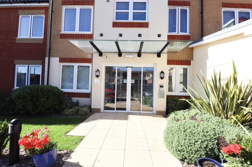 Images for Victoria Road, Farnborough