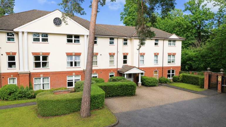 Boundary Road, Farnborough