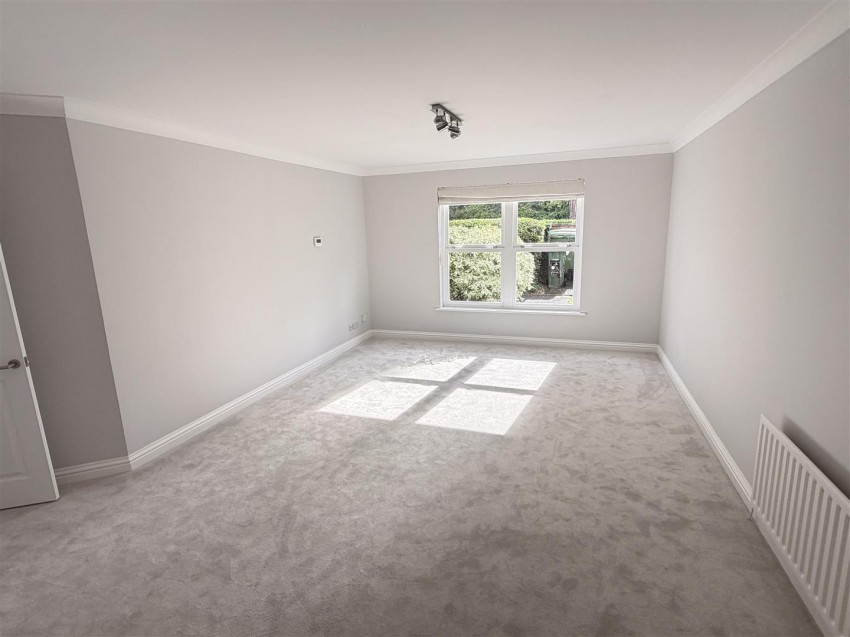 Images for Boundary Road, Farnborough