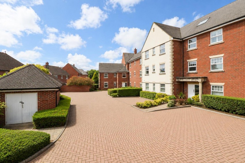 Images for Waleron Road, Fleet