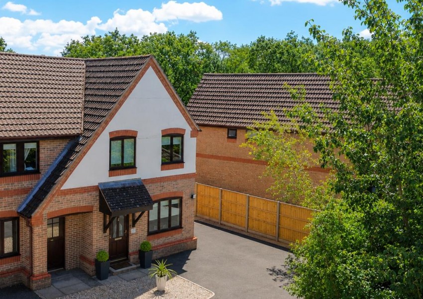 Images for Oasthouse Drive, Fleet