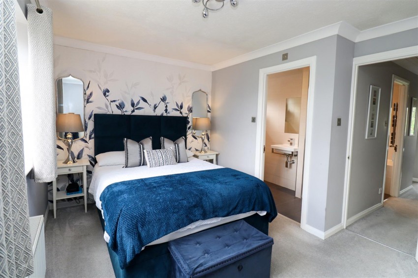 Images for Oasthouse Drive, Fleet