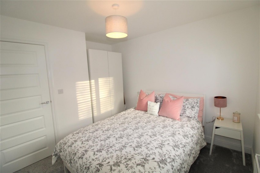 Images for Nugent Close, Church Crookham, Fleet