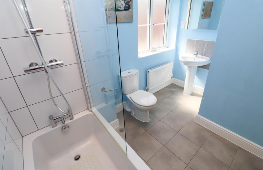 Images for Rana Drive, Church Crookham, Fleet