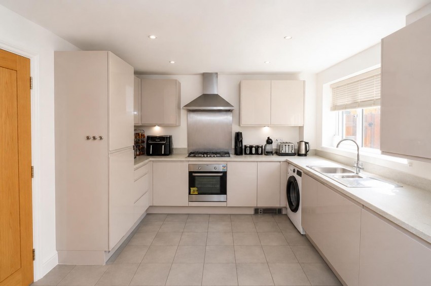 Images for Rana Drive, Church Crookham, Fleet