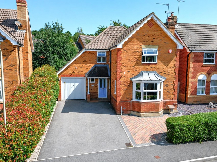 Images for Camus Close, Church Crookham, Fleet