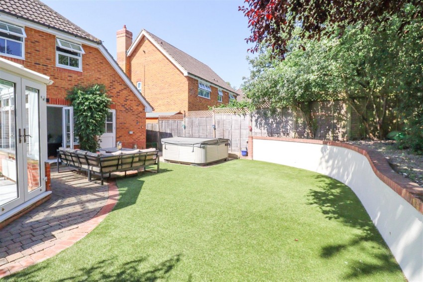 Images for Camus Close, Church Crookham, Fleet