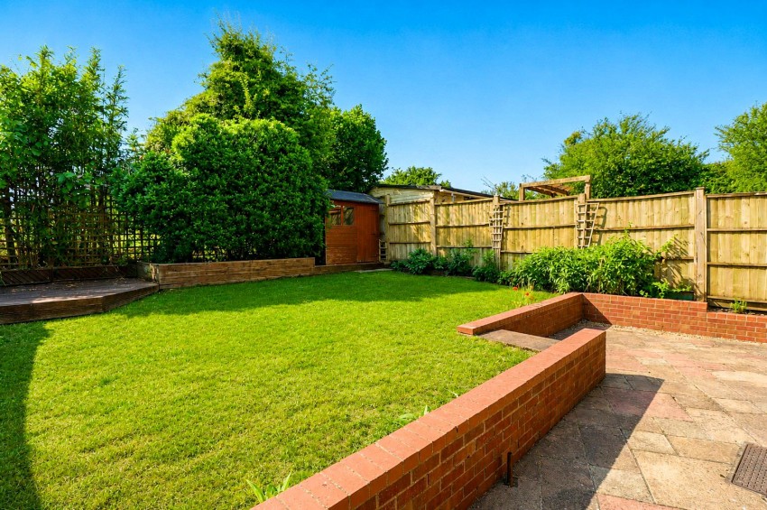 Images for Laurel Close, North Warnborough, Hook
