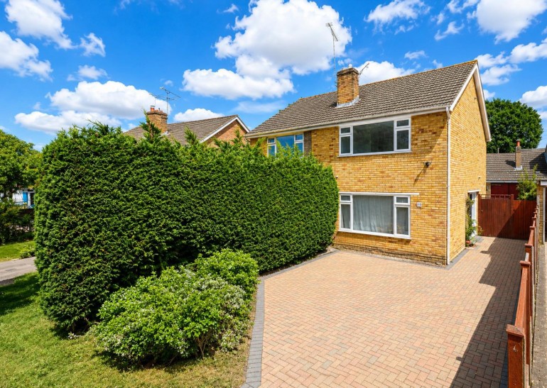 Oakwood, Church Crookham, Fleet