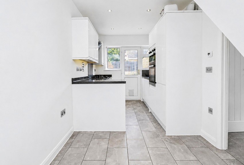Images for Oakwood, Church Crookham, Fleet