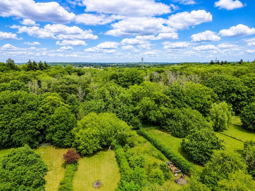 Images for Wedmans Lane, Rotherwick, Hook