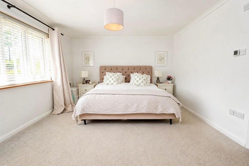 Images for Wedmans Lane, Rotherwick, Hook