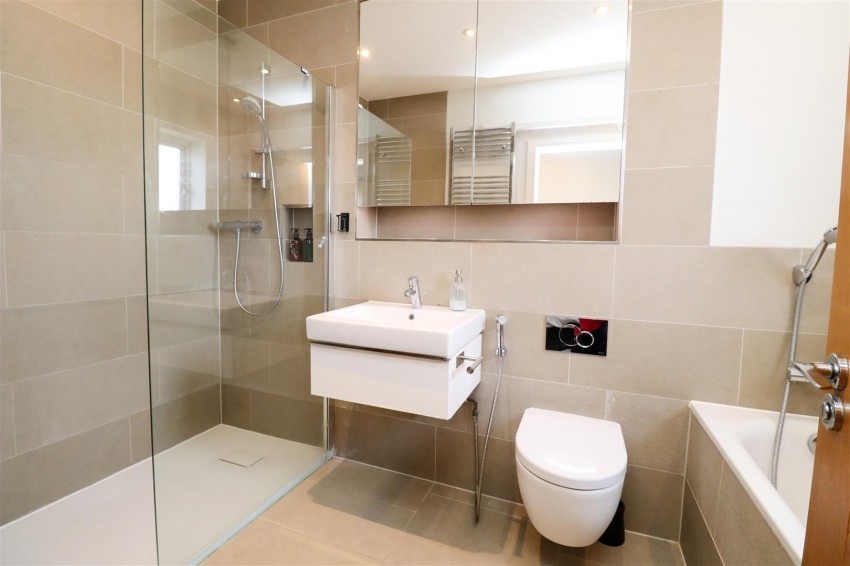 Images for Willowbourne, Fleet