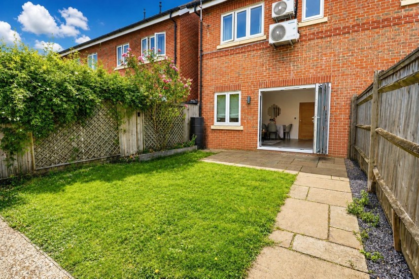 Images for Willowbourne, Fleet