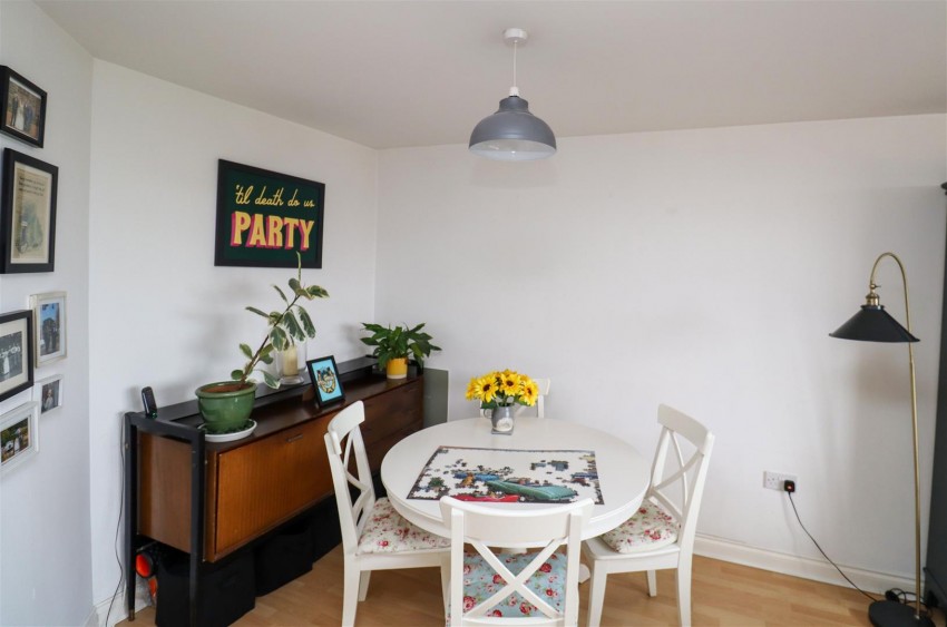 Images for Old Dairy Close, Fleet