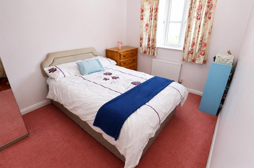Images for Raygnoldes, Church Crookham, Fleet