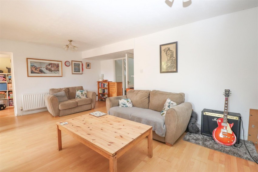 Images for Upton Close, Farnborough