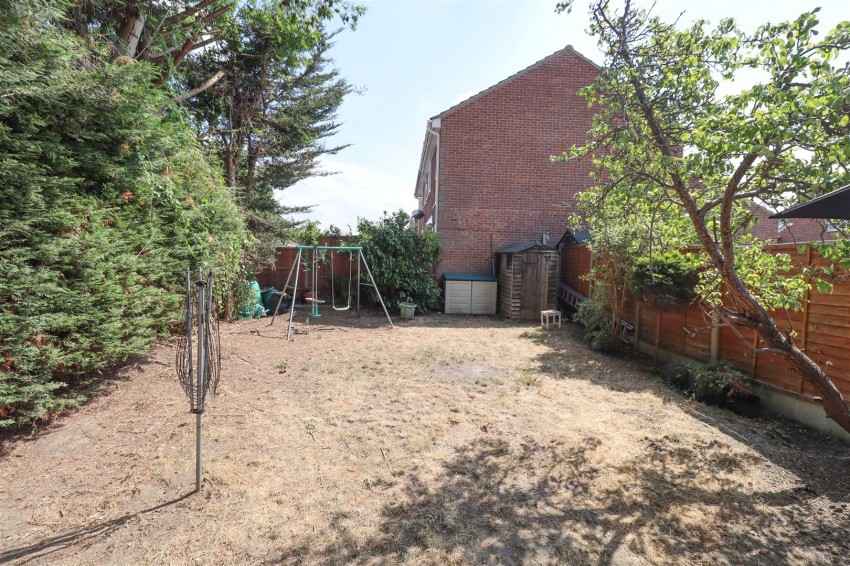 Images for Upton Close, Farnborough