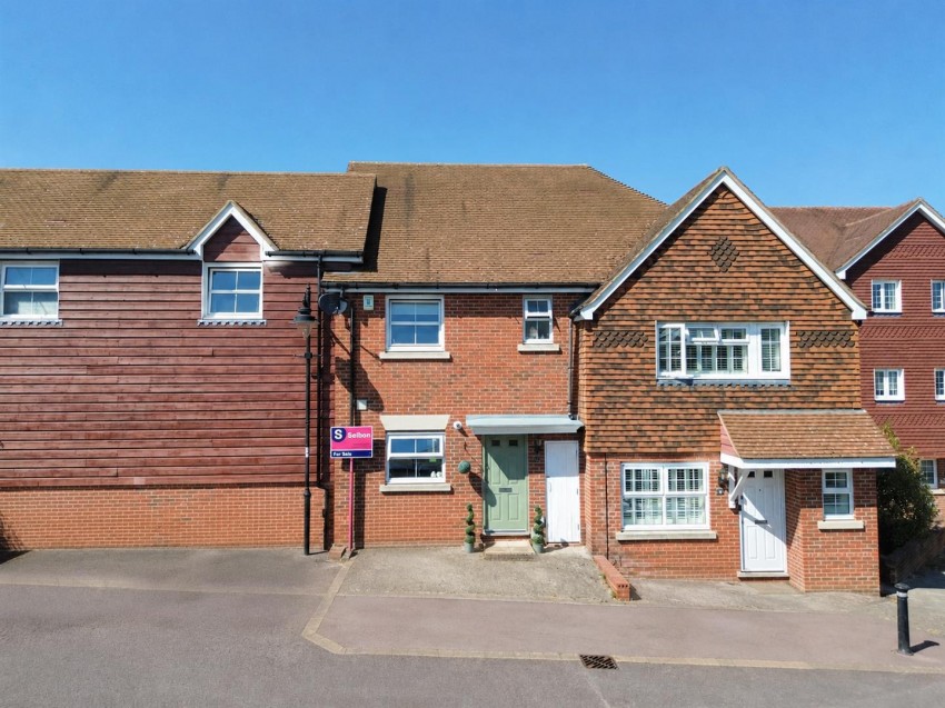 Images for Chertsey Street, Fleet