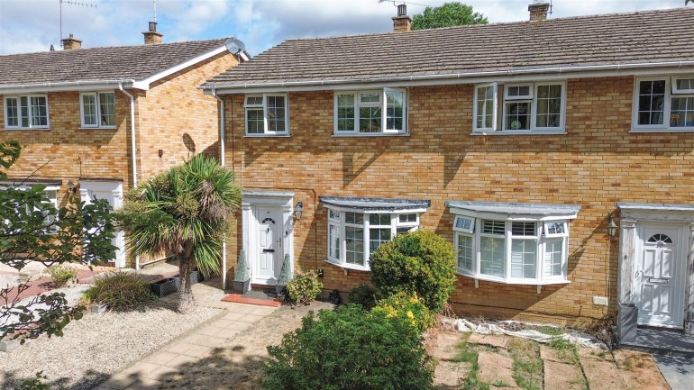 Hanover Gardens, Farnborough