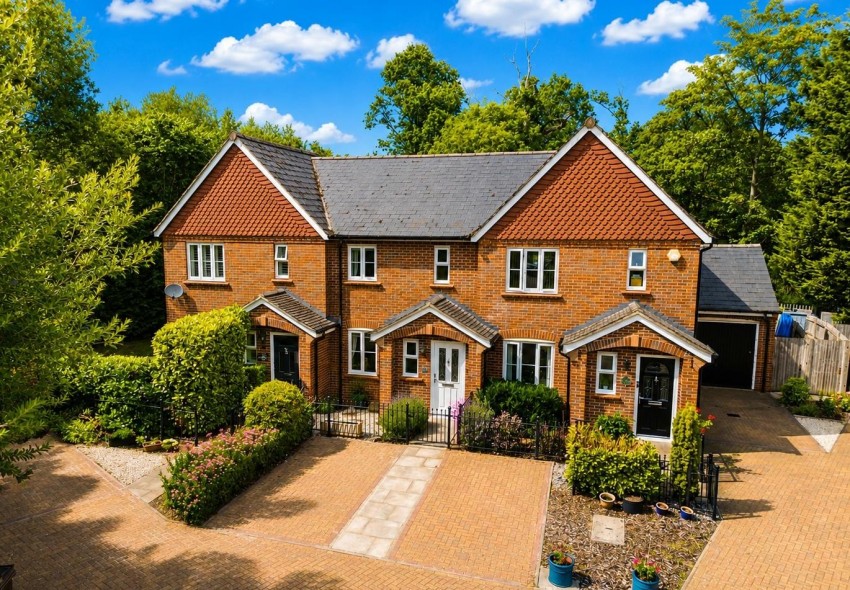 Images for Compton Way, Sherfield-On-Loddon, Hook