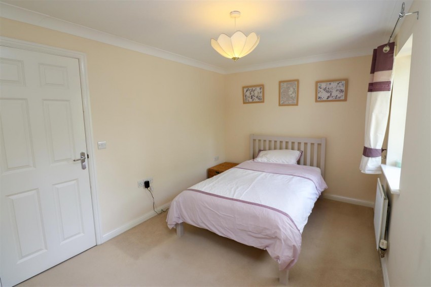 Images for Compton Way, Sherfield-On-Loddon, Hook
