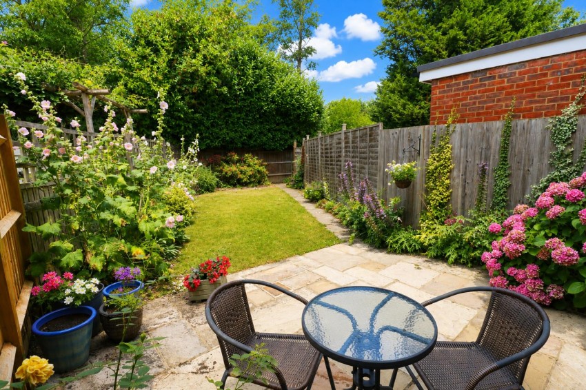 Images for Compton Way, Sherfield-On-Loddon, Hook