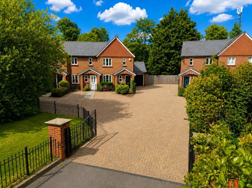 Images for Compton Way, Sherfield-On-Loddon, Hook