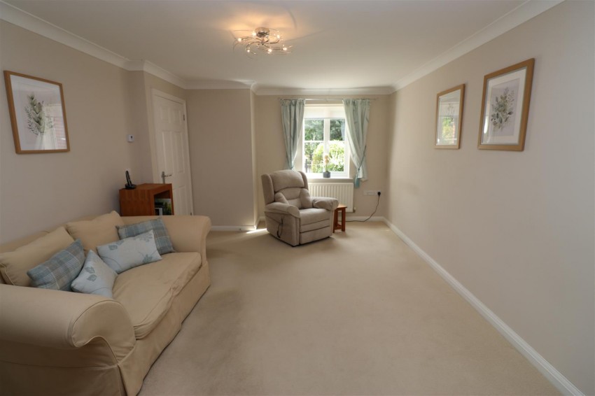 Images for Compton Way, Sherfield-On-Loddon, Hook