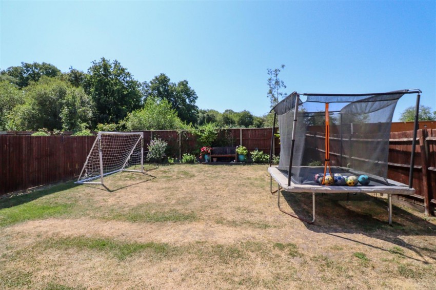 Images for Nugent Close, Church Crookham, Fleet