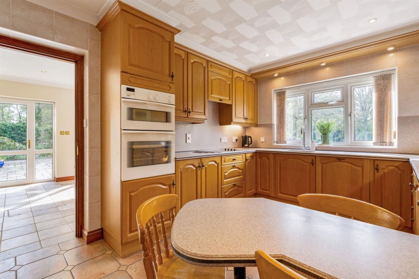 Images for Fleet Hill, Finchampstead, Wokingham