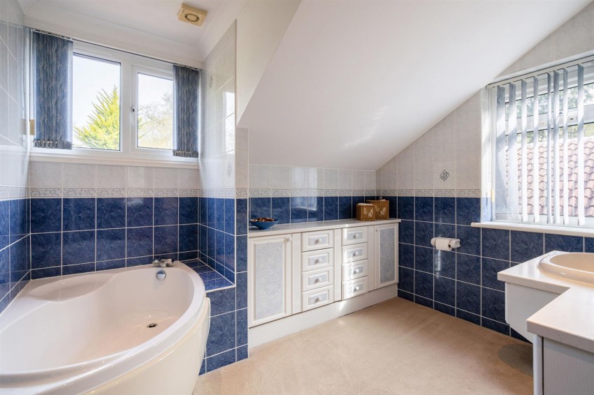 Images for Fleet Hill, Finchampstead, Wokingham