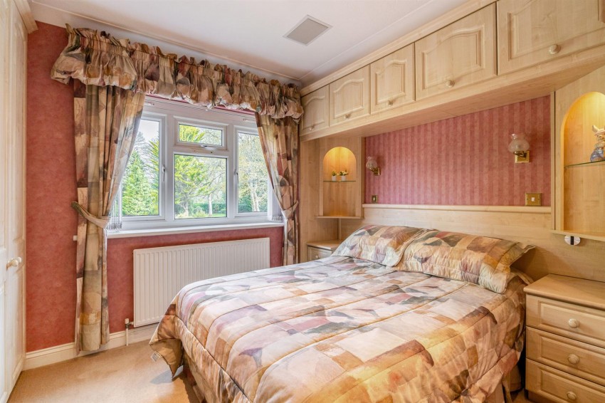 Images for Fleet Hill, Finchampstead, Wokingham