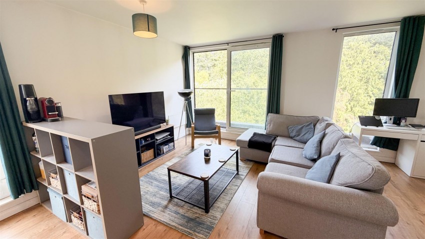 Images for 296 Farnborough Road, Farnborough