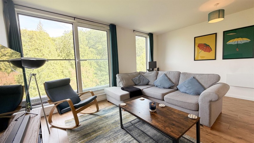 Images for 296 Farnborough Road, Farnborough
