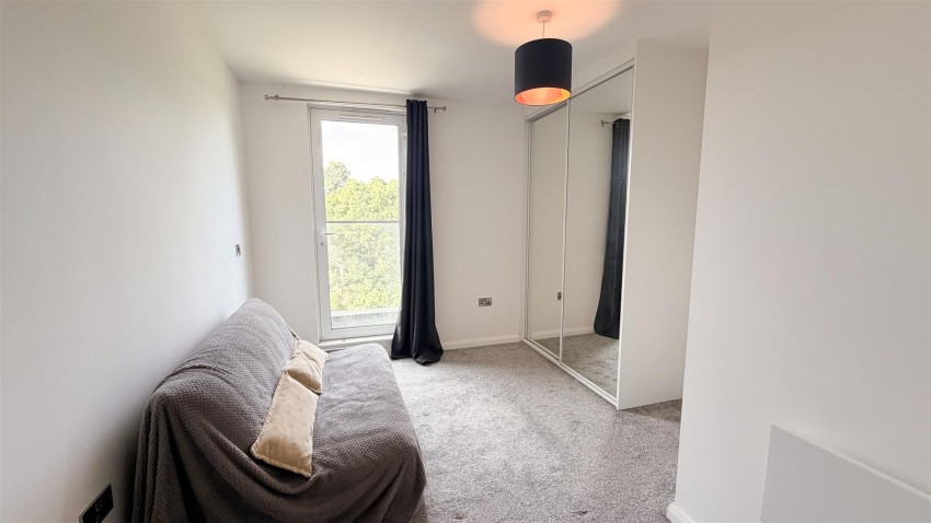 Images for 296 Farnborough Road, Farnborough