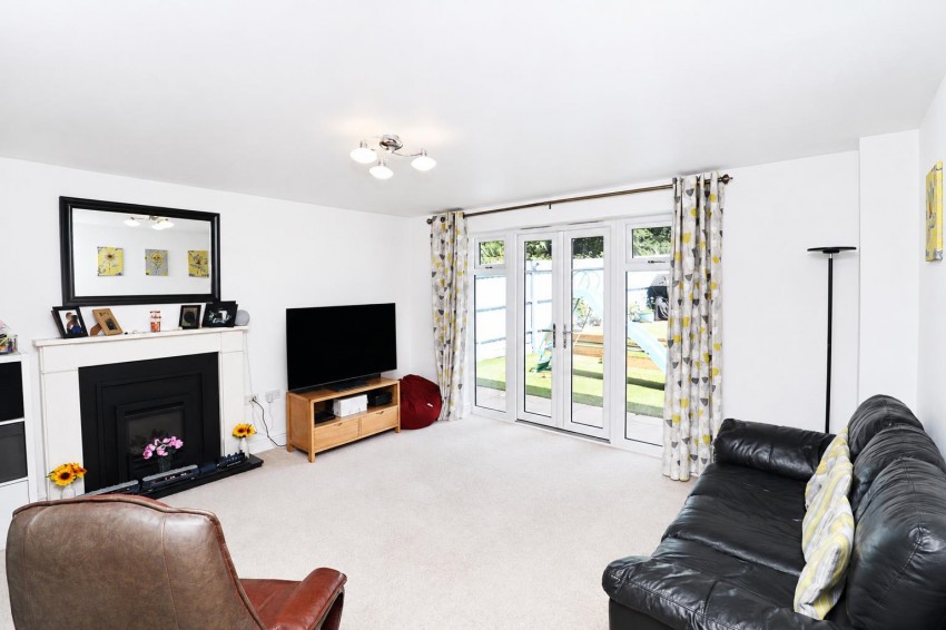 Images for Grant Drive, Fleet