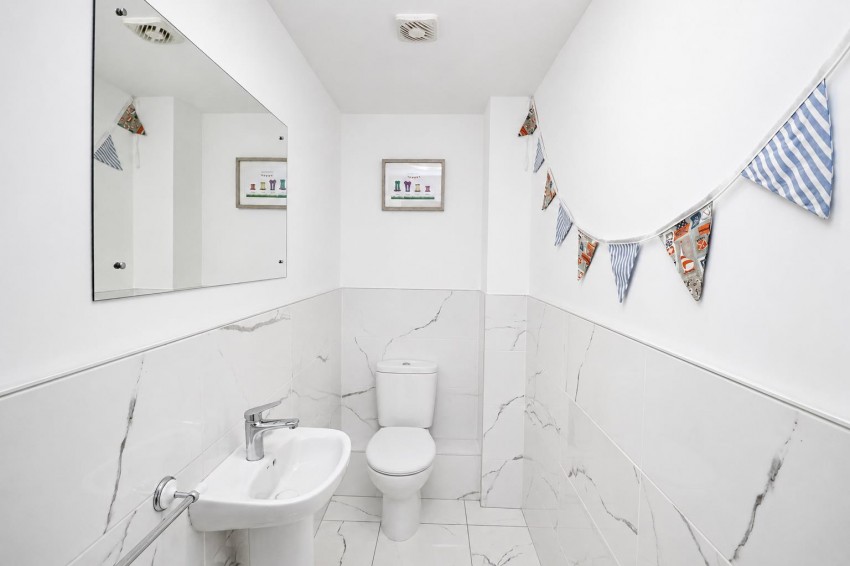 Images for Grant Drive, Fleet