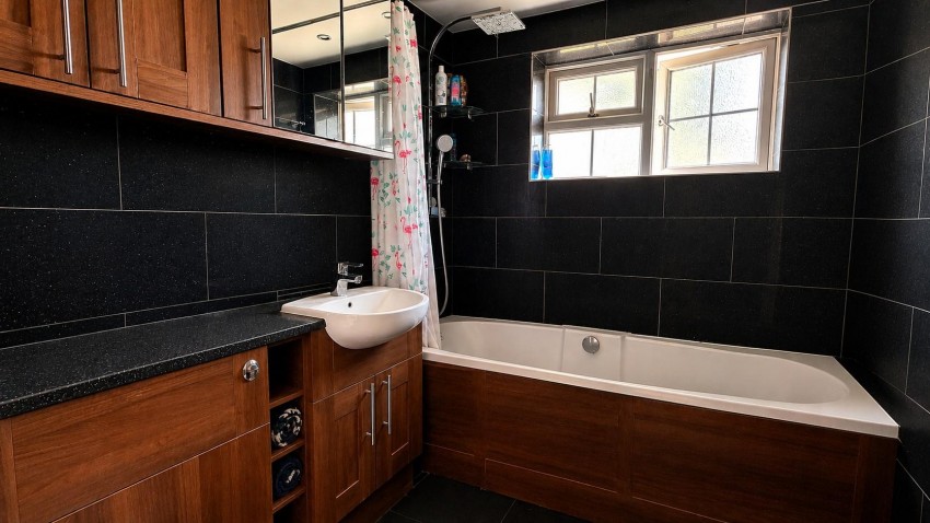 Images for Hanover Gardens, Farnborough