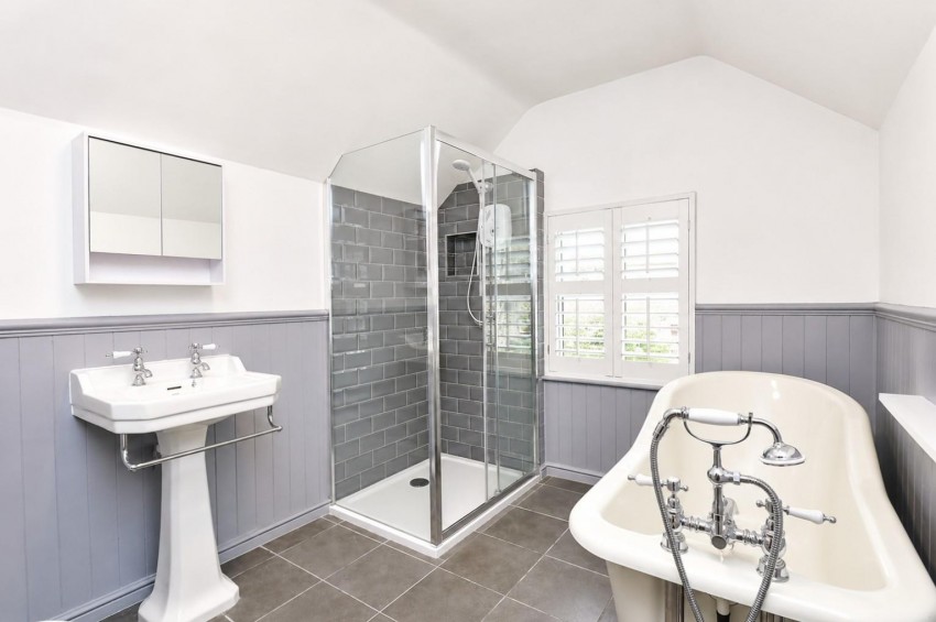 Images for Aldershot Road, Church Crookham, Fleet