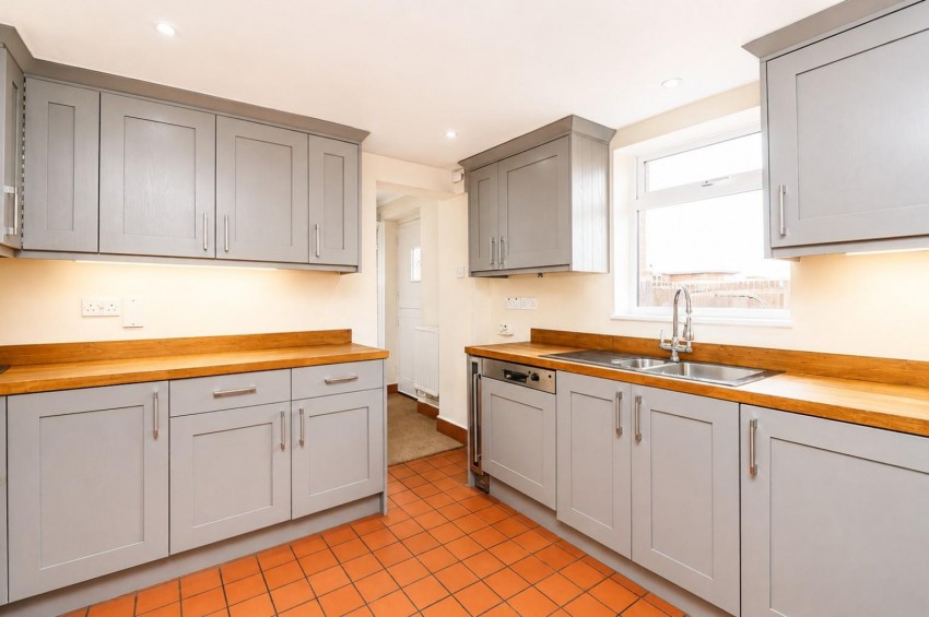 Images for Aldershot Road, Church Crookham, Fleet