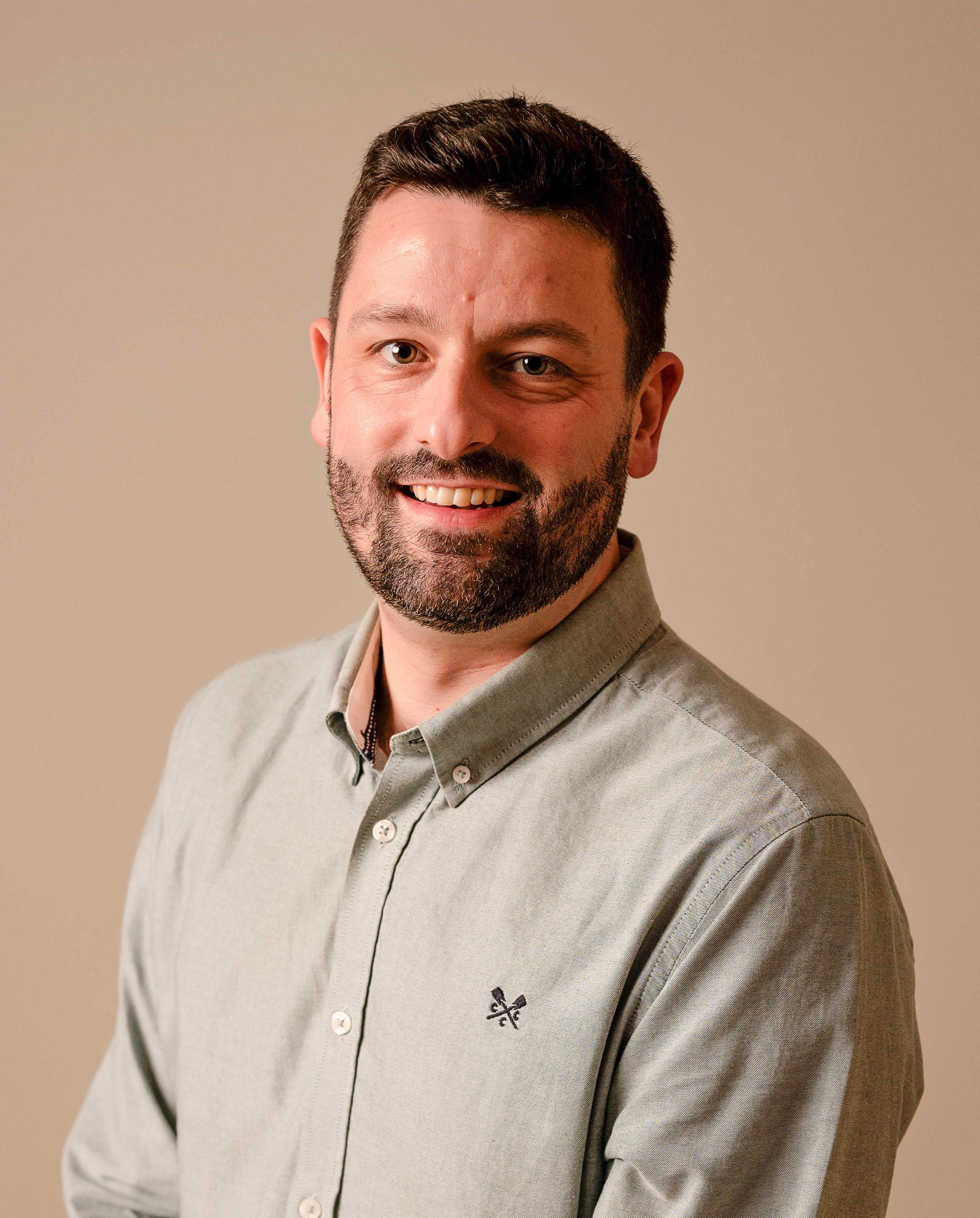 Tom Miles, Sales Manager